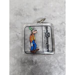 WDW Walt Disney World GOOFY Vintage Acrylic Keychain 1980’s